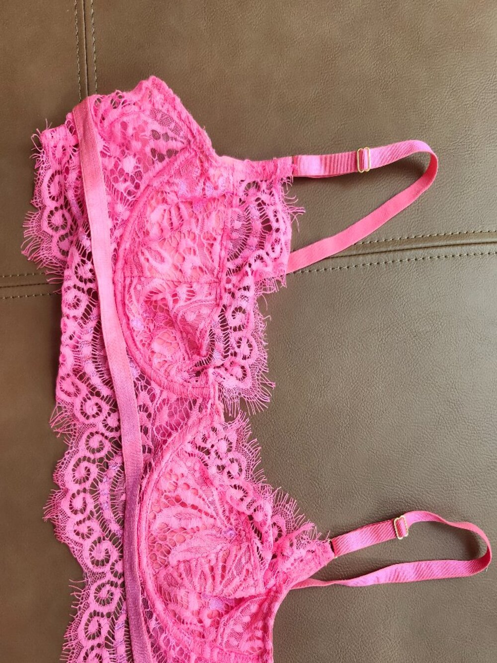 Tic Toc hot pink lace bra